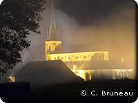 L'église Saint Jacques, la nuit