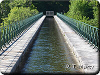 Sur l'aqueduc de Montreuillon