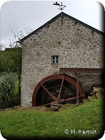 Le moulin de Planchez<br/>activité traditionelle